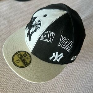 7 3/8 New York Yankees New Era Hat 2000s